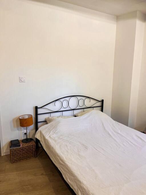 Appartement Charmant Et Calme Dans L'Herault Poussan Luaran gambar