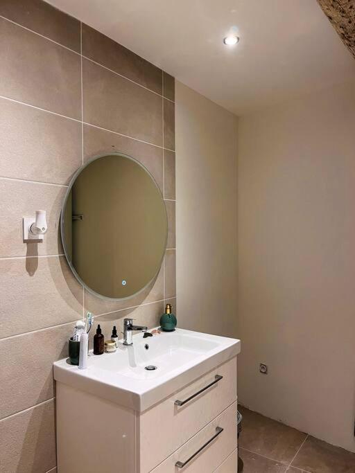Appartement Charmant Et Calme Dans L'Herault Poussan Luaran gambar